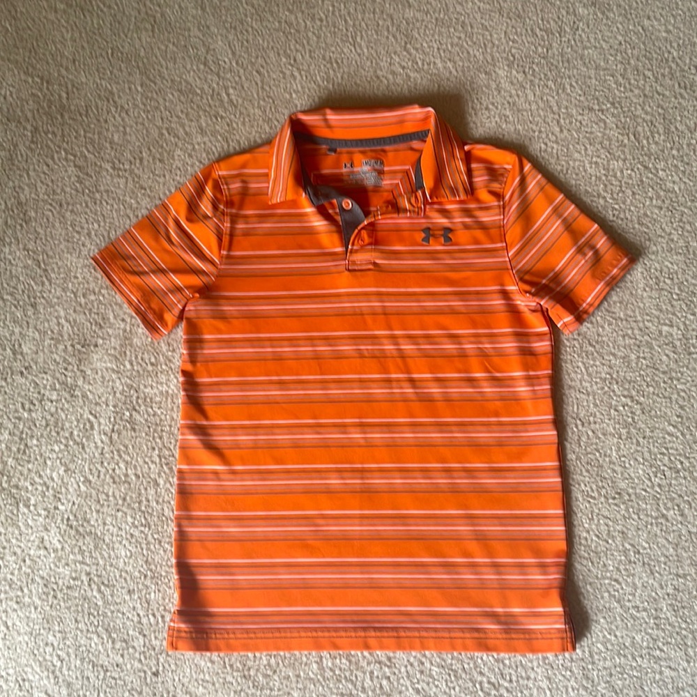 Boys Under Armour Medium golf shirt